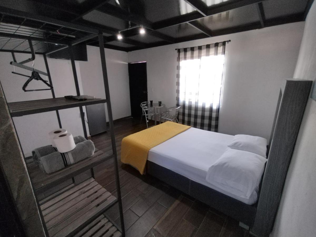 Black And White #3 En San Nicolas De Los Garza Aparthotel Monterrey Bagian luar foto
