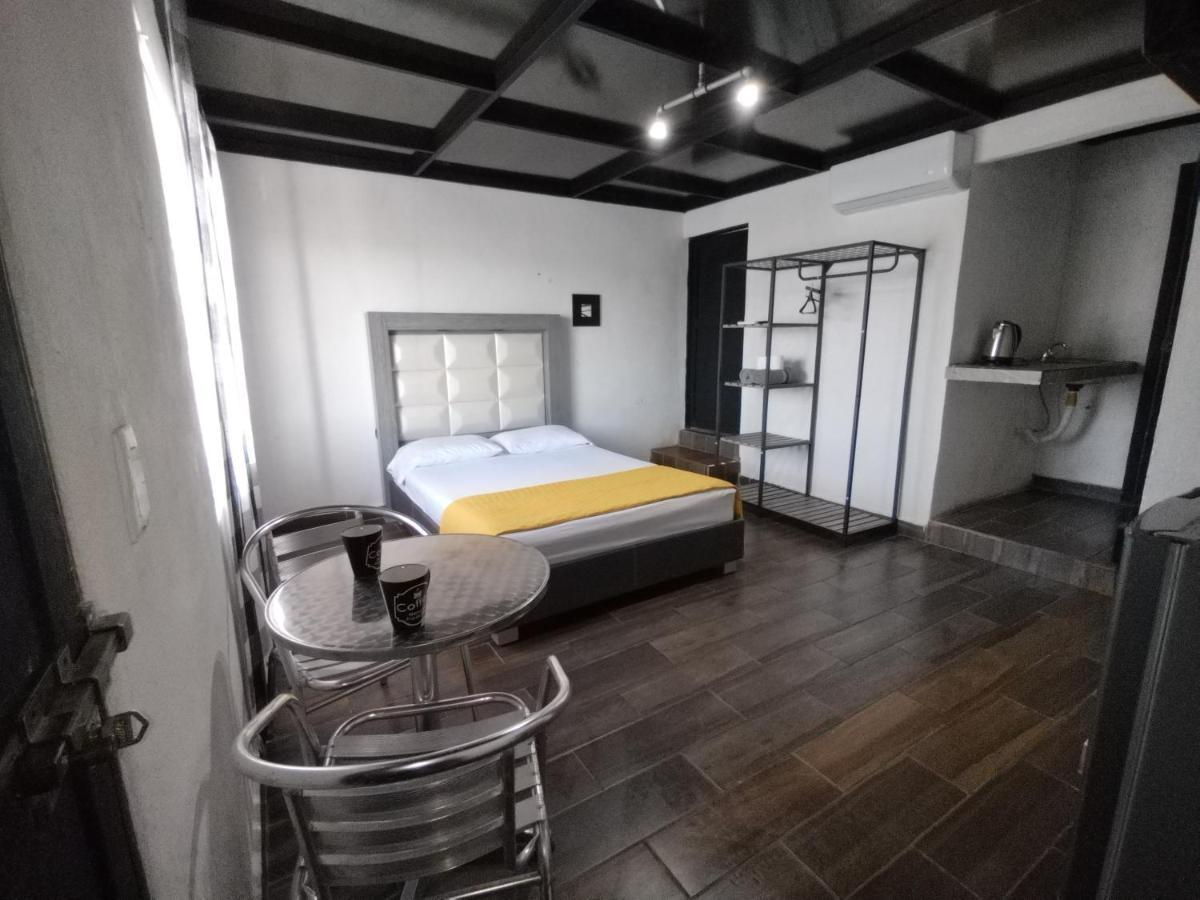 Black And White #3 En San Nicolas De Los Garza Aparthotel Monterrey Bagian luar foto